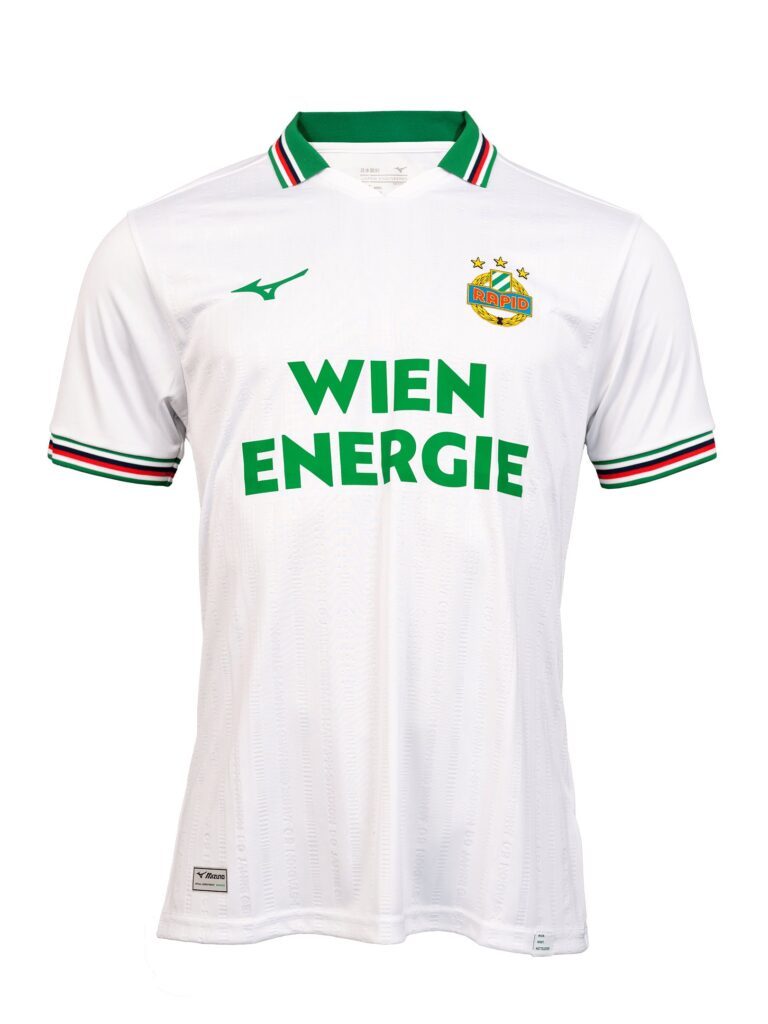 DrittesTrikot_27_Packshot_twoaxm.jpg